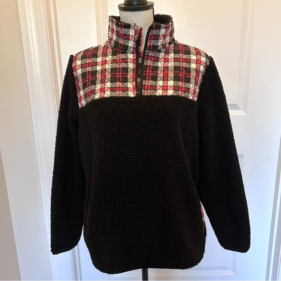 Vera Bradley Jackets & Blazers - Vera Bradley Black and Plaid Sherpa Pullover SZ L